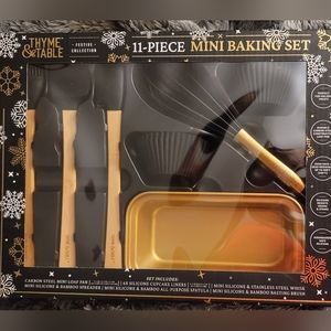 11 piece mini baking set!